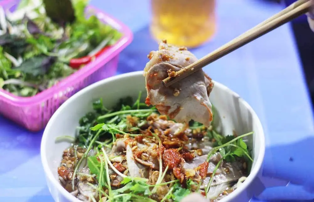 Đến Đ&ocirc;ng Bắc th&igrave; phải thử ngay Phở chua H&agrave; Giang 2