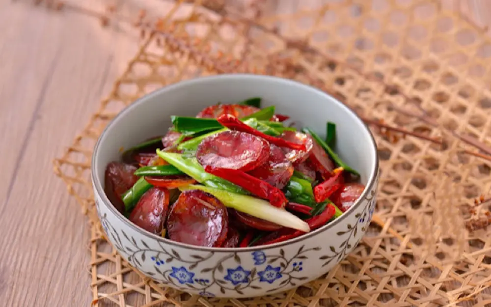 Lạp xưởng g&aacute;c bếp H&agrave; Giang &ndash; M&oacute;n ngon lạ miệng từ v&ugrave;ng Đ&ocirc;ng Bắc 5