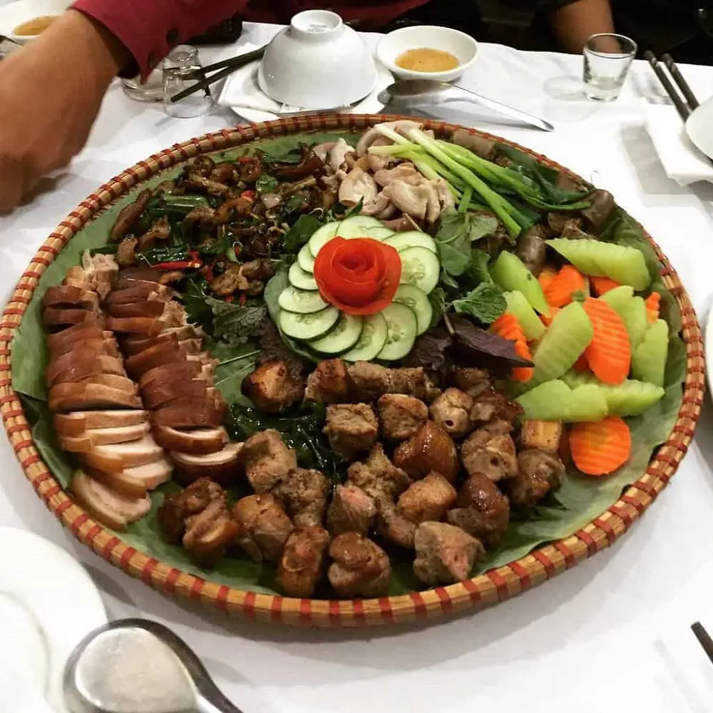 Lợn cắp n&aacute;ch H&agrave; Giang - Đặc sản d&acirc;n d&atilde; của v&ugrave;ng cao H&agrave; Giang 2