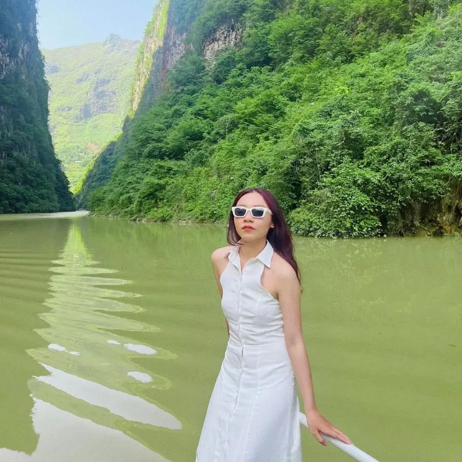 Bỏ t&uacute;i lịch tr&igrave;nh kh&aacute;m ph&aacute; H&agrave; Giang đẹp ngẩn ngơ c&ugrave;ng c&ocirc; n&agrave;ng Huyền Trang 2