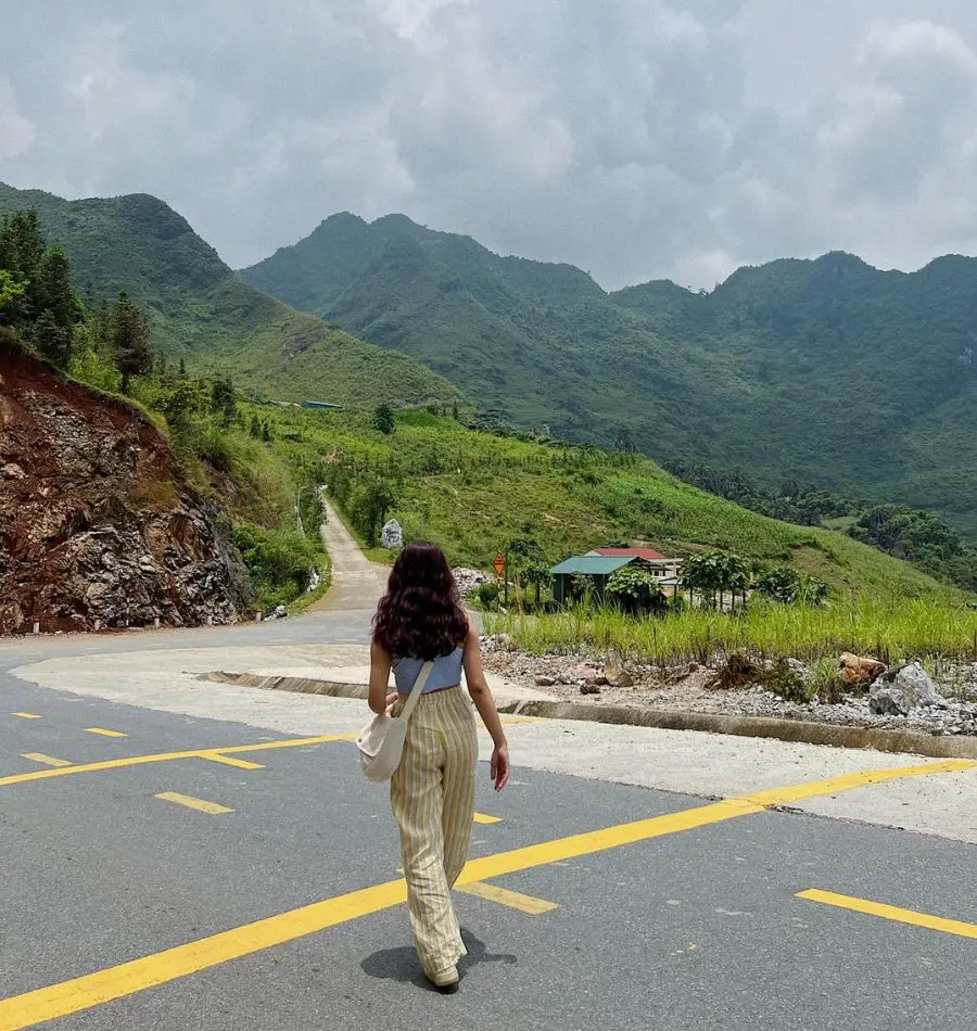 Bỏ t&uacute;i lịch tr&igrave;nh kh&aacute;m ph&aacute; H&agrave; Giang đẹp ngẩn ngơ c&ugrave;ng c&ocirc; n&agrave;ng Huyền Trang 7
