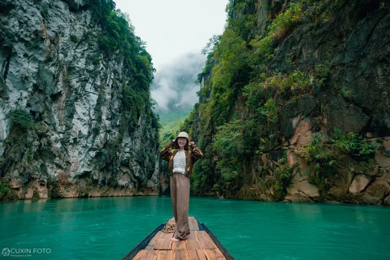 Check in tại Mỏm đ&aacute; giữa d&ograve;ng S&ocirc;ng Nho Quế đầy th&aacute;ch thức 4