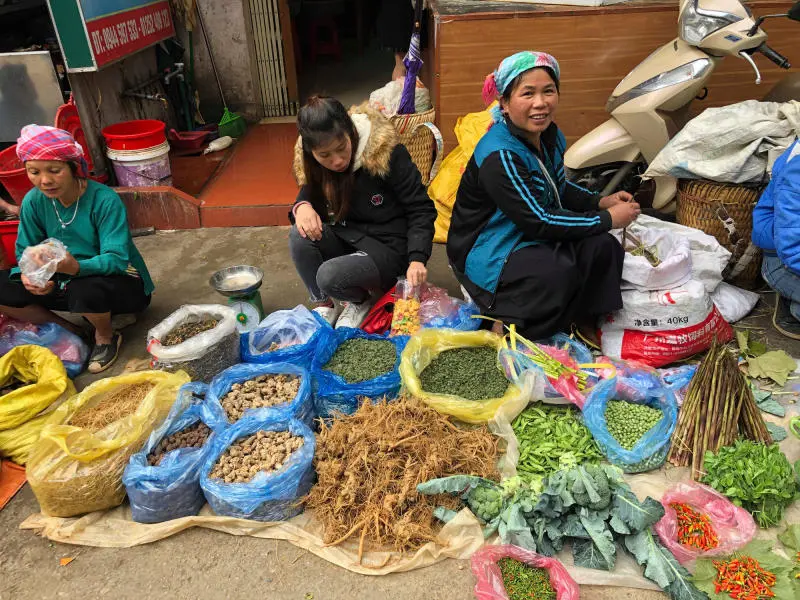 Chợ tr&ecirc;n đ&aacute;, n&eacute;t đặc trưng của v&ugrave;ng cao H&agrave; Giang 2