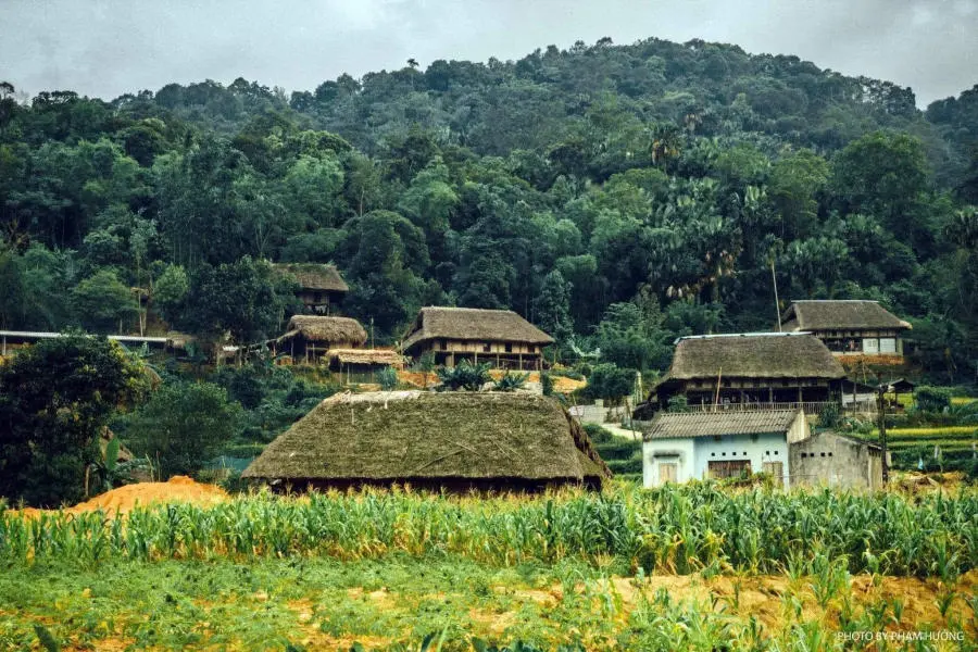 L&agrave;ng qu&ecirc; H&agrave; Giang y&ecirc;n b&igrave;nh v&agrave;o mỗi buổi chiều tr&ecirc;n cao nguy&ecirc;n đ&aacute; 10