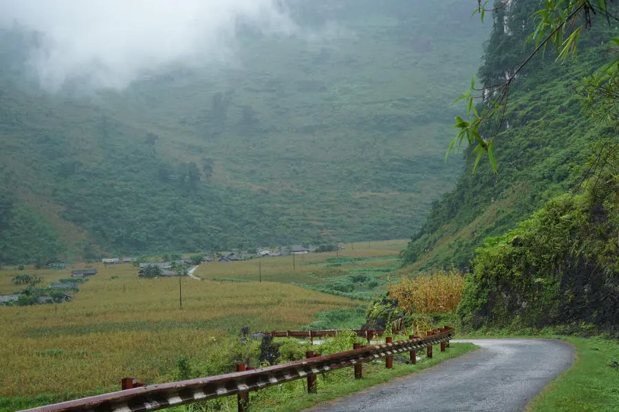Ngắm nh&igrave;n Bản Du Gi&agrave; thanh b&igrave;nh v&agrave;o m&ugrave;a đẹp nhất 5