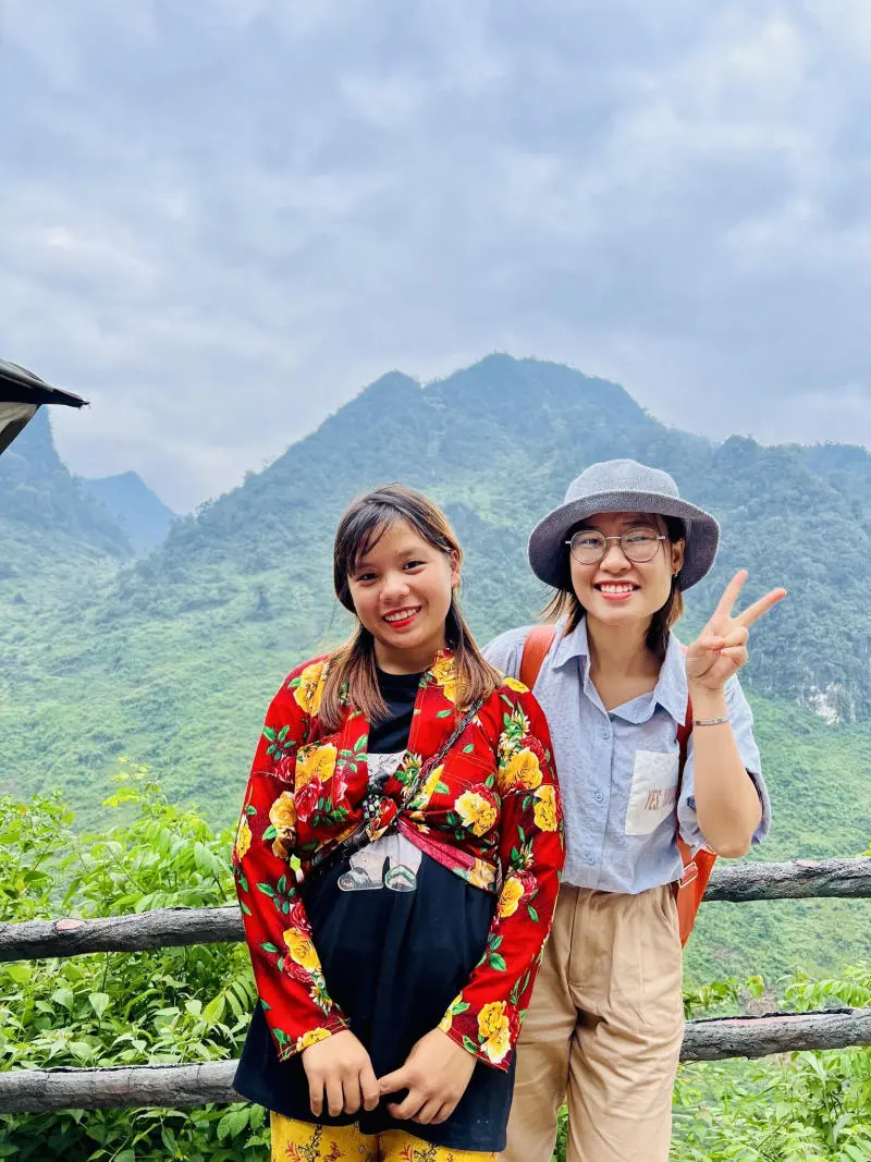 Review H&agrave; Giang 2N2Đ đầy ch&acirc;n thật của Nhan Tran 5