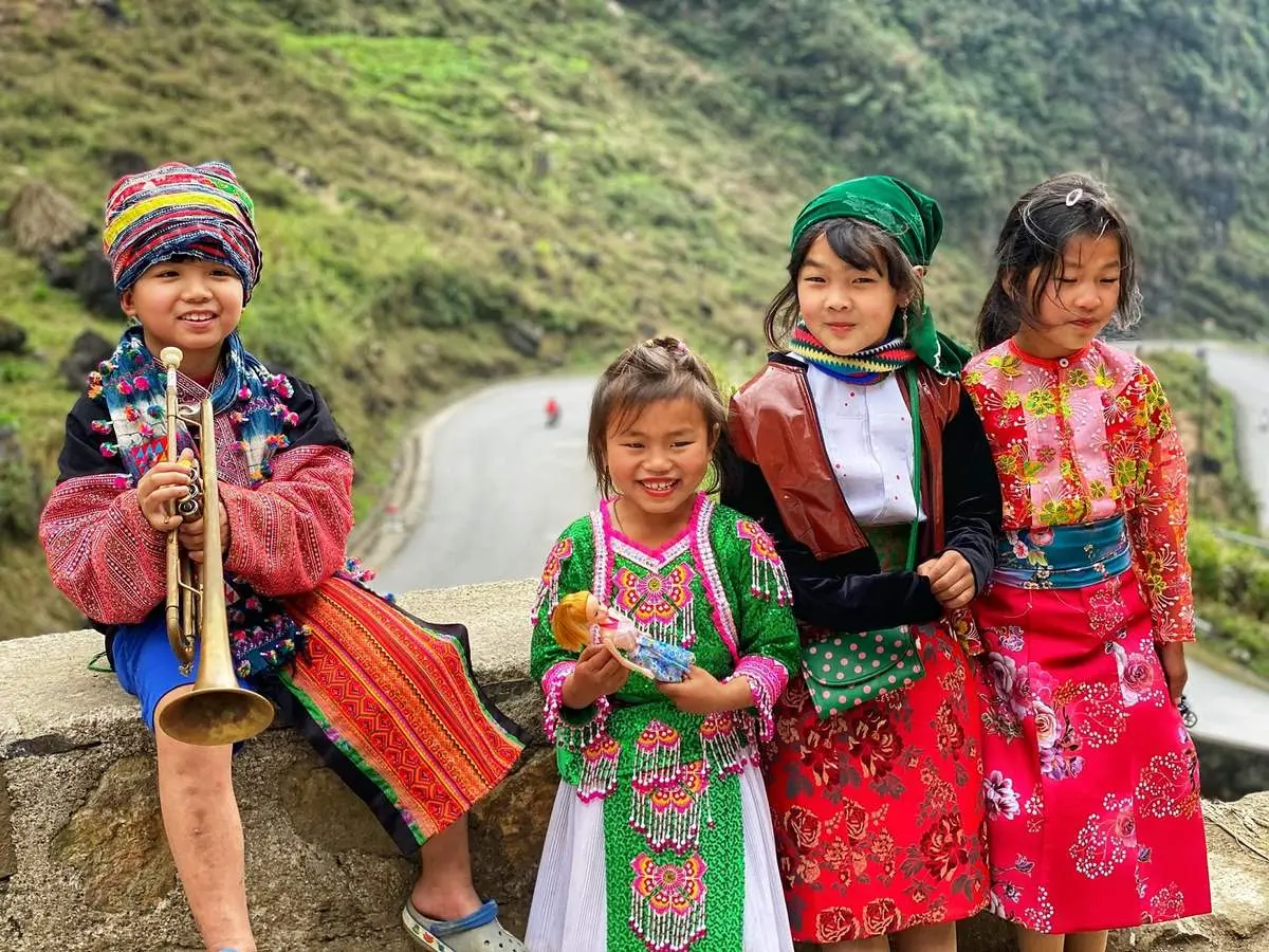 Review H&agrave; Giang - Khung cảnh tuyệt nhất H&agrave; Giang l&agrave; khi c&oacute; cả người v&agrave; cảnh 4