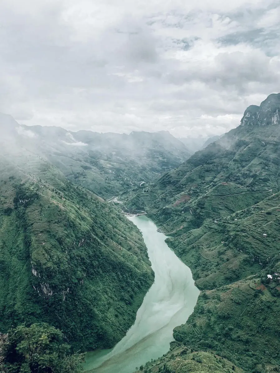 Vi vu H&agrave; Giang đi t&igrave;m b&igrave;nh y&ecirc;n tr&ecirc;n v&ugrave;ng cao xinh đẹp 2