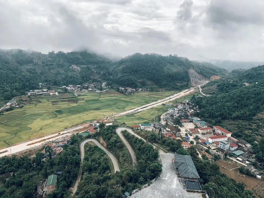 Vi vu H&agrave; Giang đi t&igrave;m b&igrave;nh y&ecirc;n tr&ecirc;n v&ugrave;ng cao xinh đẹp 5
