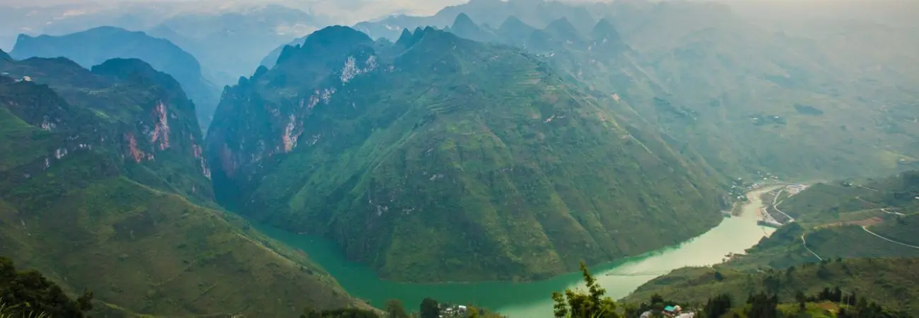 Phượt Hà Giang một mình, chuyến đi thanh xuân đáng thử nơi cao nguyên đá