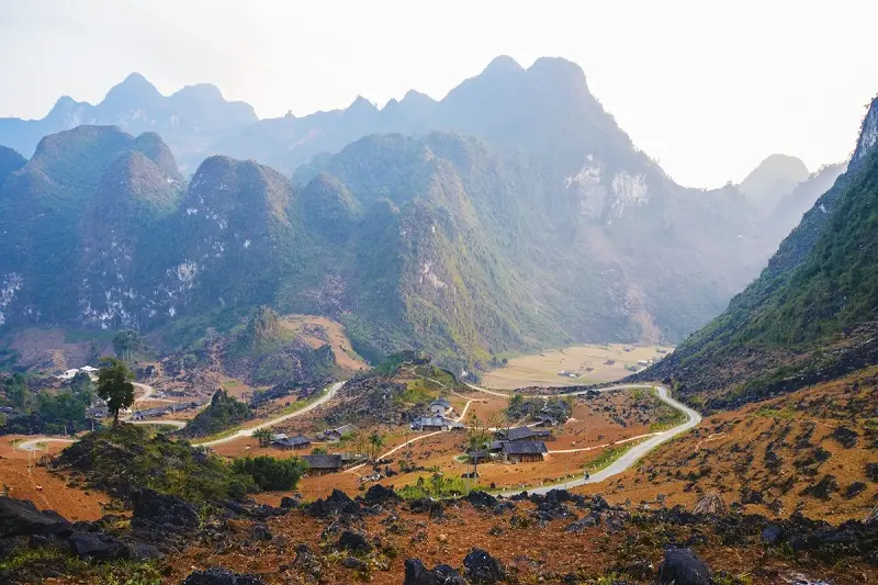 Theo chân MIA.vn review những cung đèo Hà Giang đáng chinh phục nhất