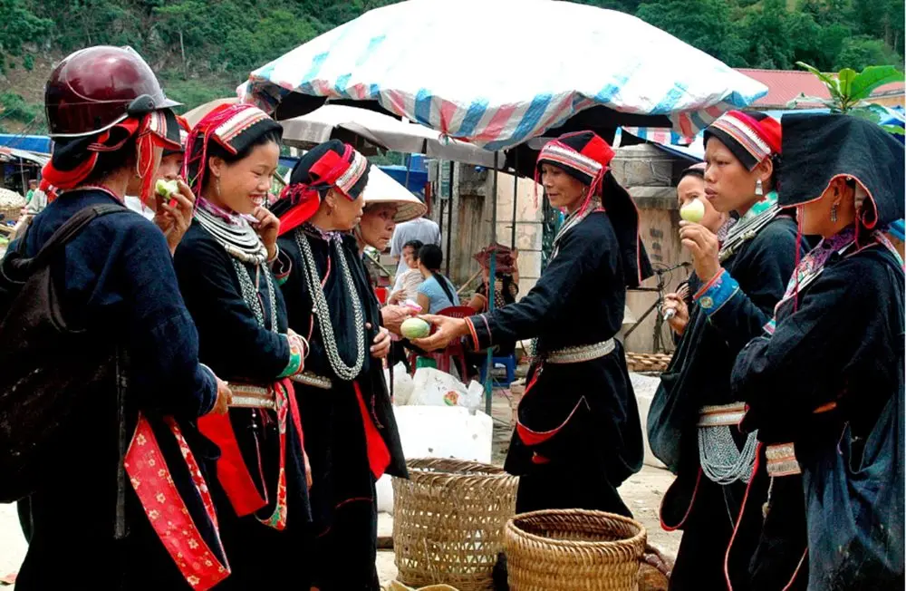 Lịch tr&igrave;nh chinh phục cao nguy&ecirc;n đ&aacute; Đồng Văn tự t&uacute;c 3N2Đ 10