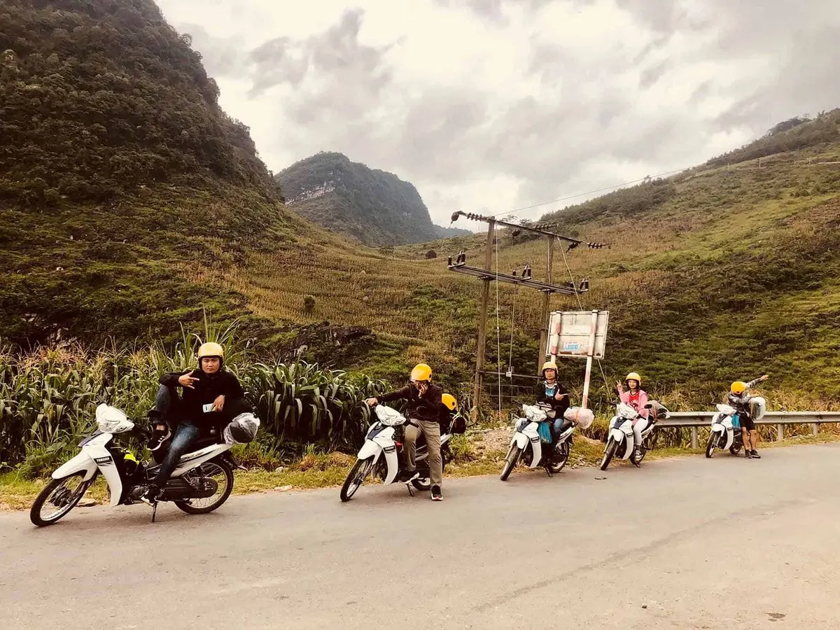 Lịch tr&igrave;nh H&agrave; Giang tự t&uacute;c 2N1Đ cho d&acirc;n phượt 2