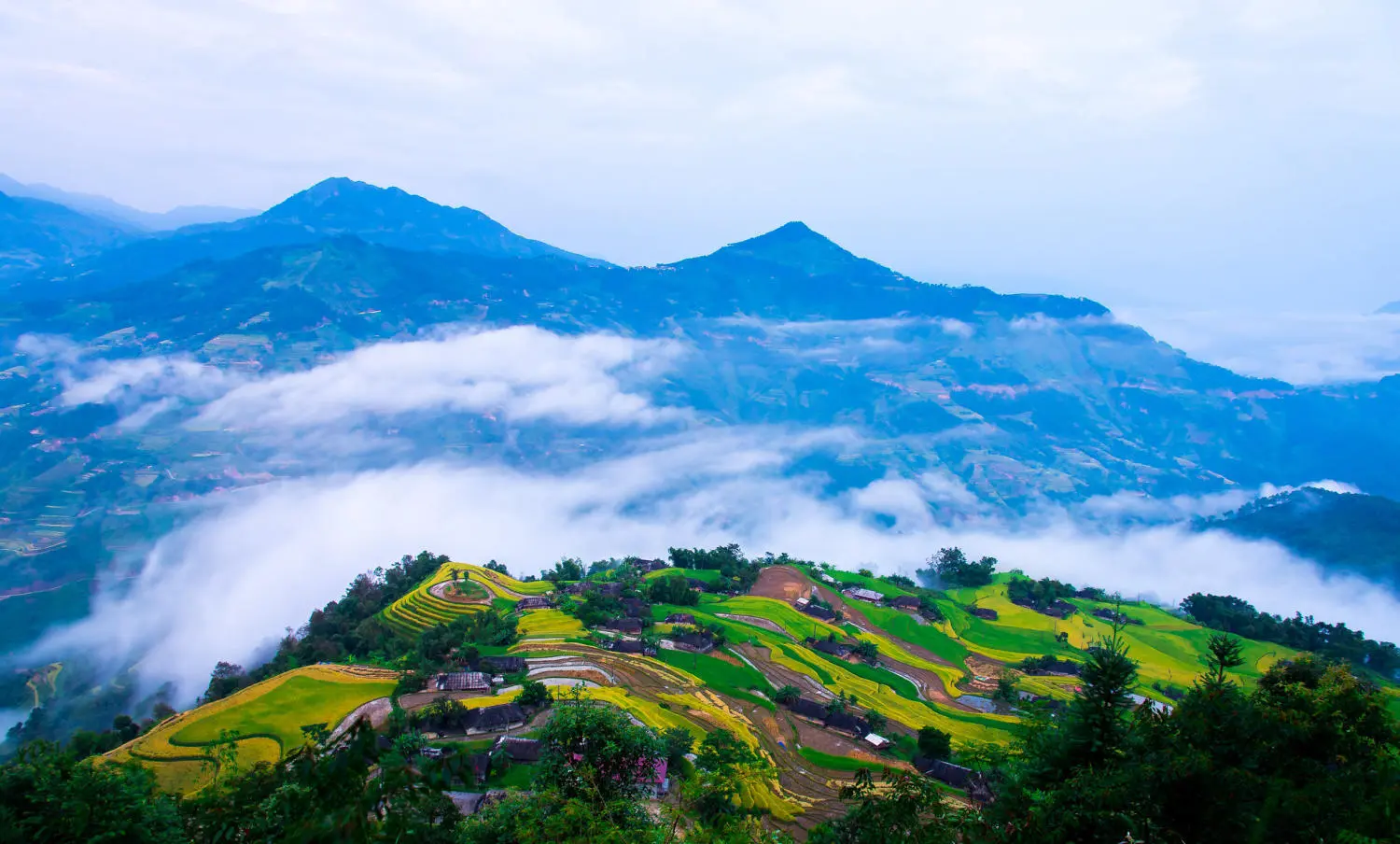 Lịch Tr&igrave;nh trekking v&agrave; trải nghiệm văn h&oacute;a bản địa Ho&agrave;ng Su Ph&igrave; 9