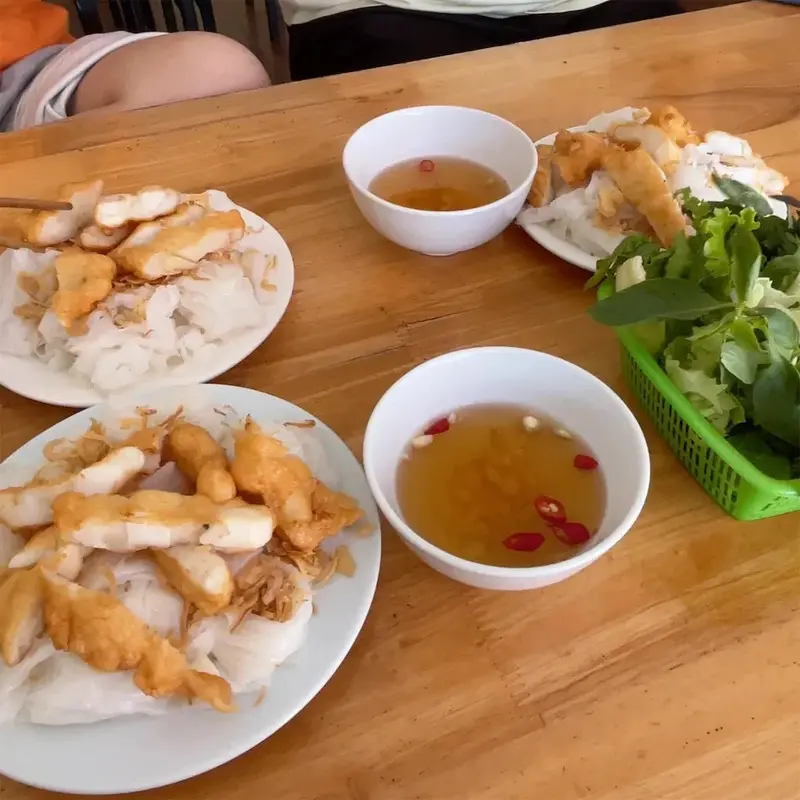 Bánh cuốn chả mực Hạ Long - Món ăn gây thương nhớ của vùng đất mỏ 15