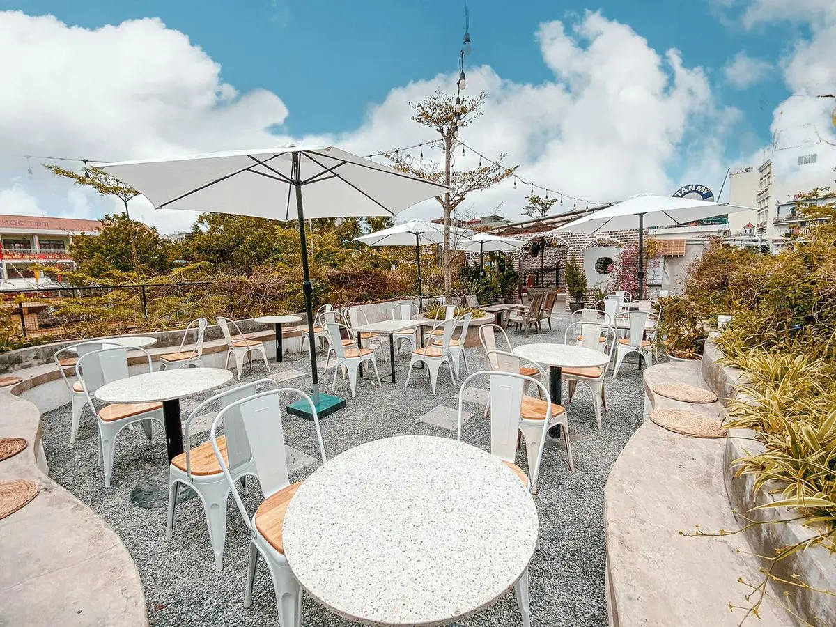 C&oacute; một Cam Cafe Hạ Long xinh xắn đ&atilde; lu&ocirc;n khiến bao người nhớ thương 11