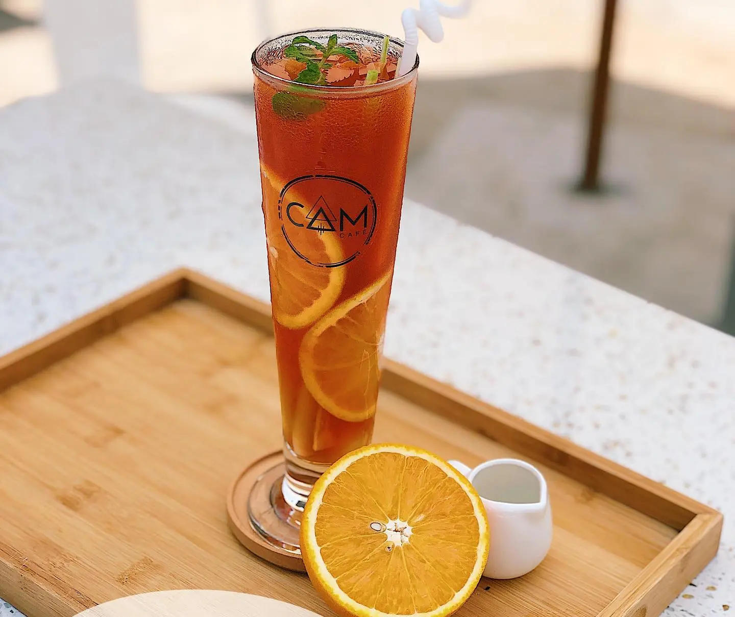 C&oacute; một Cam Cafe Hạ Long xinh xắn đ&atilde; lu&ocirc;n khiến bao người nhớ thương 14