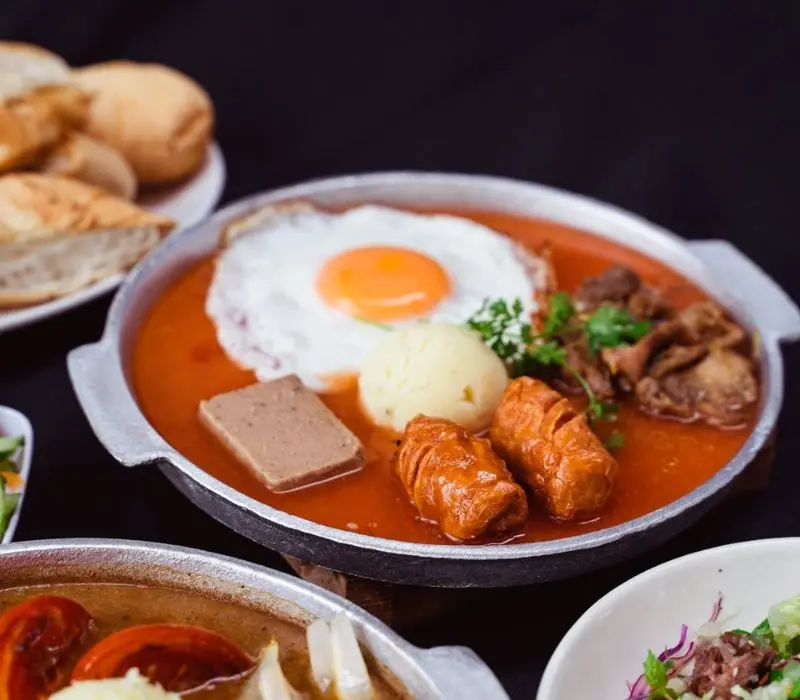Foodtour Hạ Long, lắp đầy chiếc bụng đ&oacute;i với 15 m&oacute;n đặc sản 9