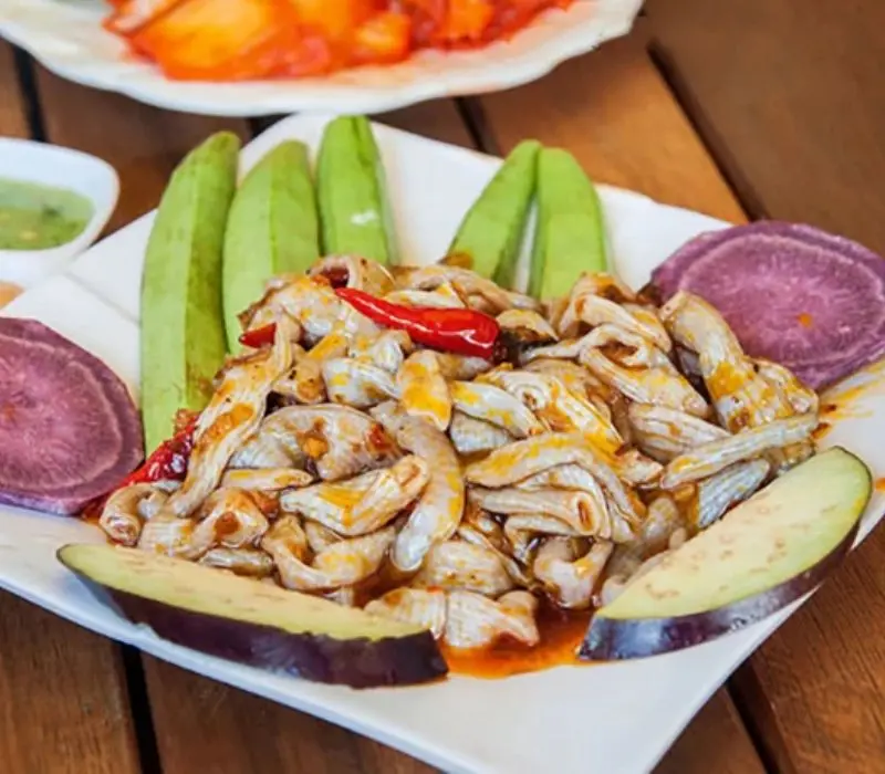 Foodtour Hạ Long, lắp đầy chiếc bụng đ&oacute;i với 15 m&oacute;n đặc sản 3