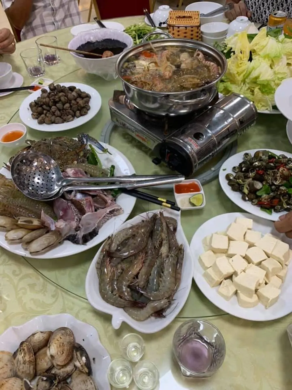 Gh&eacute; Nh&agrave; h&agrave;ng L&acirc;m Hải để thưởng thức lẩu nướng ngon &lsquo;đỉnh ch&oacute;p&rsquo; 5