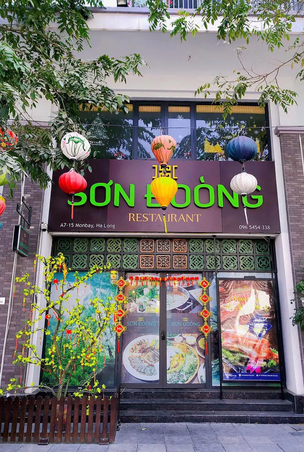 Hương vị đậm đà của những món ăn Việt tại Nhà Hàng Sơn Đoòng Hạ Long 2