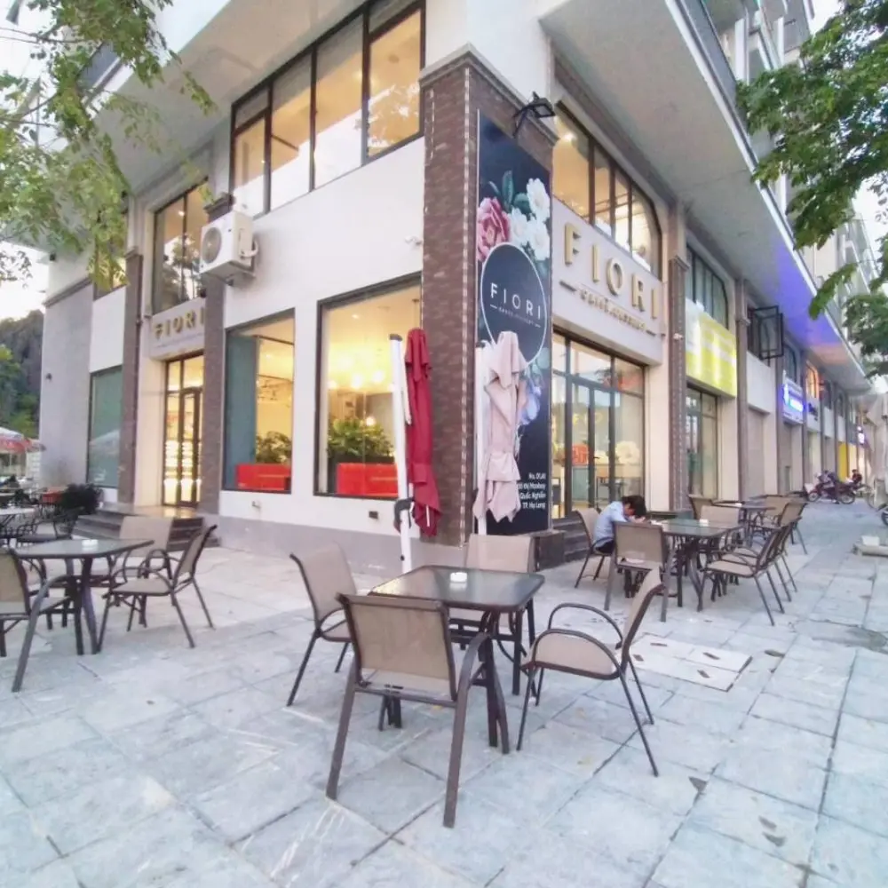 Fiori Caffe Dessert - Có một trời Âu xinh đẹp giữa lòng Hạ Long