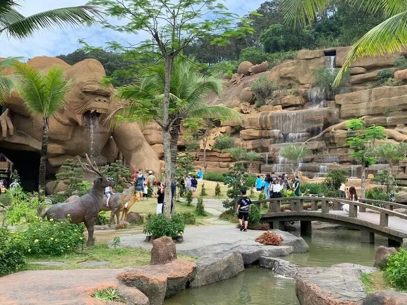 C&ocirc;ng vi&ecirc;n King Kong Tuần Ch&acirc;u, vẻ đẹp đến từ những c&ocirc;ng tr&igrave;nh đi&ecirc;u khắc 2