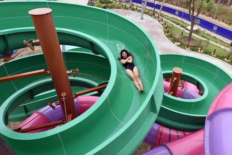Công viên nước Hạ Long, không gian giải trí cực chất tại Sun World 7