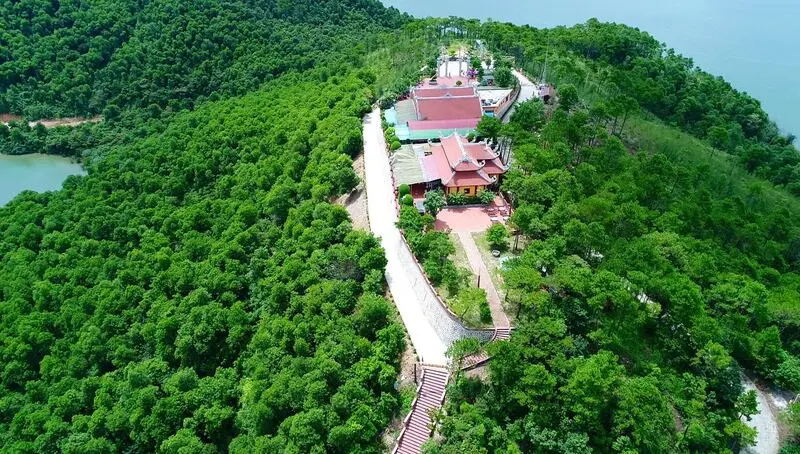 Đảo Thẻ Vàng Quảng Ninh một viên ngọc giữa Bái Tử Long 6