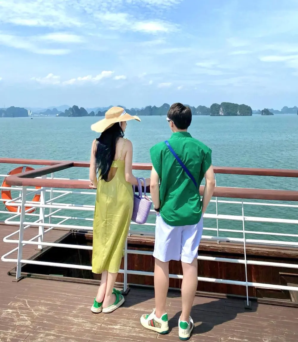 Đến Vịnh Hạ Long, k&igrave; quan di sản thế giới c&ugrave;ng c&ocirc; n&agrave;ng Thu Thảo 8