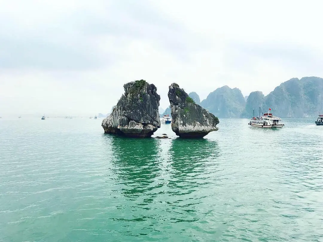 Du lịch Hạ Long - Ngắm mùa thu trên vịnh đẹp nhất Việt Nam 7