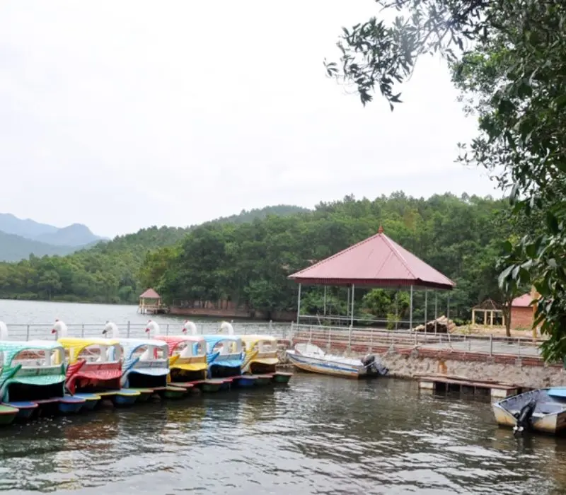 Hồ Khe Chè Quảng Ninh: Điểm du lịch sinh thái lý tưởng dịp cuối tuần 7
