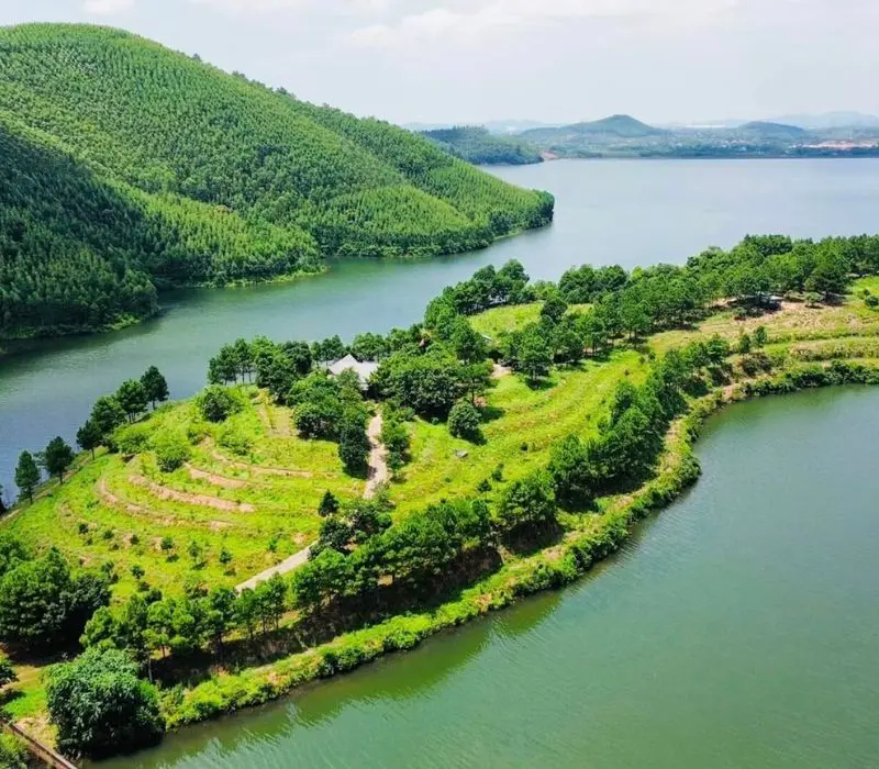 Hồ Khe Chè Quảng Ninh: Điểm du lịch sinh thái lý tưởng dịp cuối tuần 2