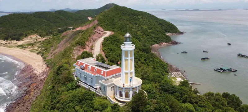 Kh&aacute;m ph&aacute; Đảo Vĩnh Thực đầy nắng v&agrave; gi&oacute; ở Quảng Ninh 2