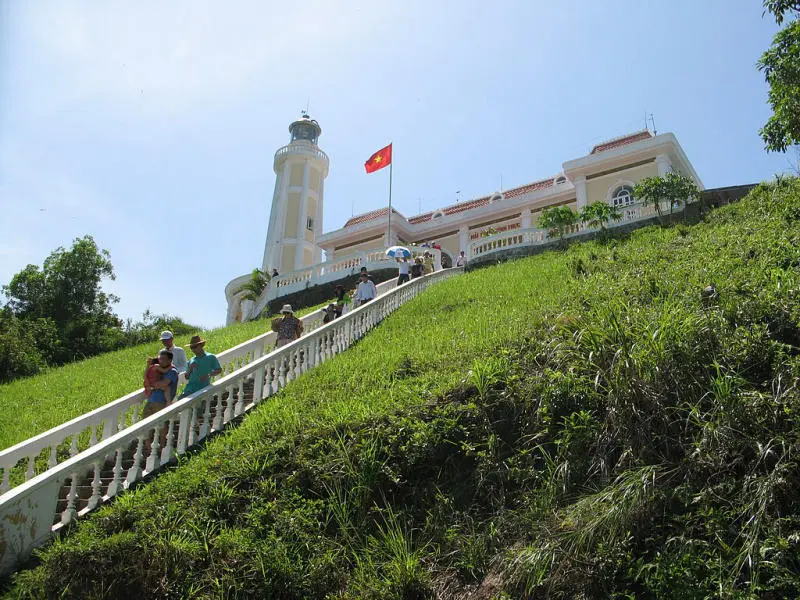 Kh&aacute;m ph&aacute; Đảo Vĩnh Thực đầy nắng v&agrave; gi&oacute; ở Quảng Ninh 8
