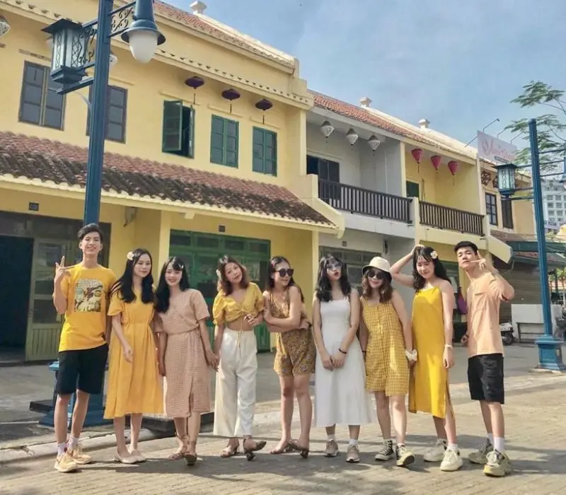 Kh&aacute;m ph&aacute; n&eacute;t đẹp ho&agrave;i niệm tại phố cổ B&atilde;i Ch&aacute;y 7