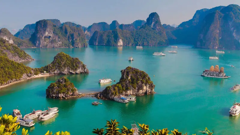 Kinh nghiệm kh&aacute;m ph&aacute; Hạ Long c&oacute; g&igrave; chơi từ A đến Z 2