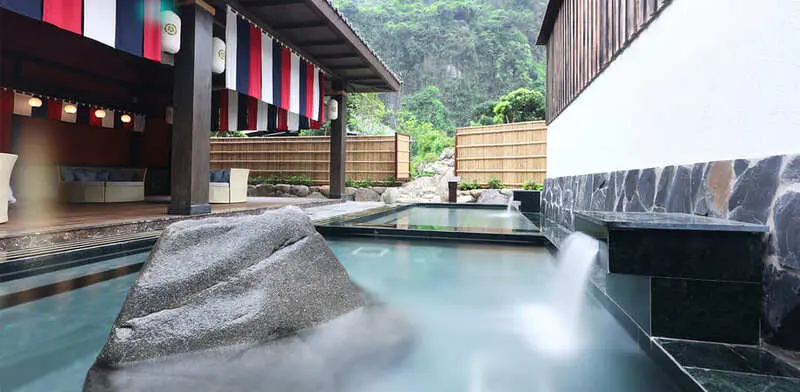 Yoko Onsen Quang Hanh: Trải nghiệm tắm kho&aacute;ng n&oacute;ng giữa thi&ecirc;n nhi&ecirc;n 5