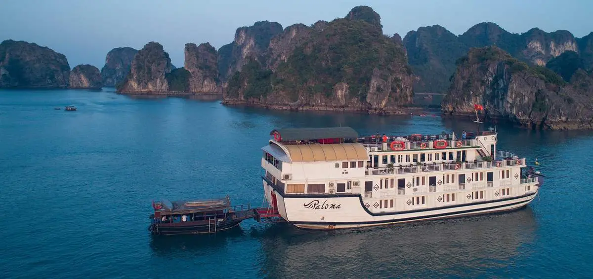 Review chi tiết chuyến đi du thuyền Hạ Long 2 ngày 1 đêm