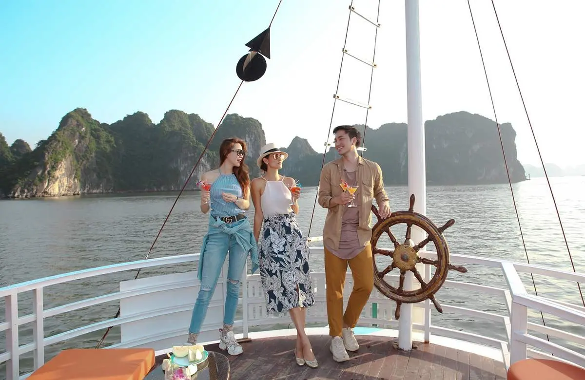 Nếu c&oacute; 24h ở Hạ Long, bạn sẽ l&agrave;m g&igrave;? 5