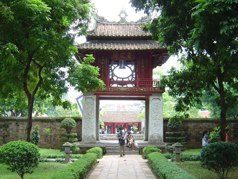 Cảnh đẹp H&agrave; Nội, say l&ograve;ng trước 12 danh lam đốn tim bao người 2