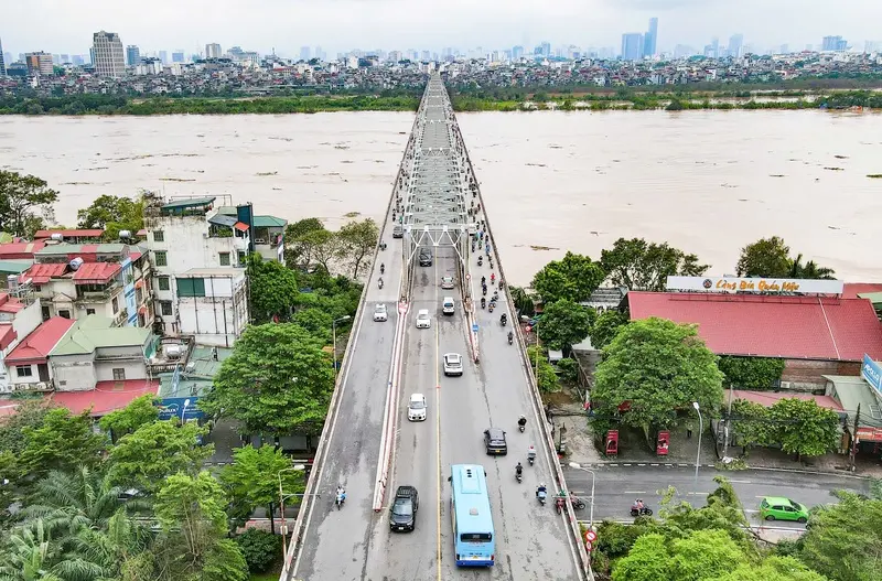 Cầu Chương Dương: C&ocirc;ng tr&igrave;nh lịch sử kết nối hai bờ s&ocirc;ng Hồng 6