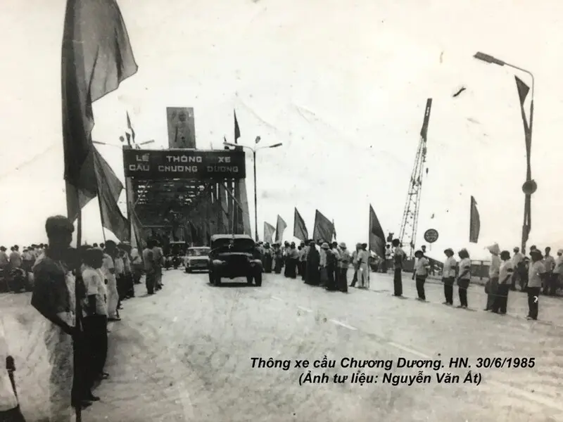 Cầu Chương Dương: C&ocirc;ng tr&igrave;nh lịch sử kết nối hai bờ s&ocirc;ng Hồng 4