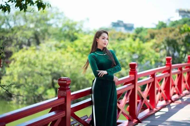 Cầu Th&ecirc; H&uacute;c nối đ&ocirc;i bờ lưu dấu n&eacute;t đẹp văn h&oacute;a H&agrave; Nội 5
