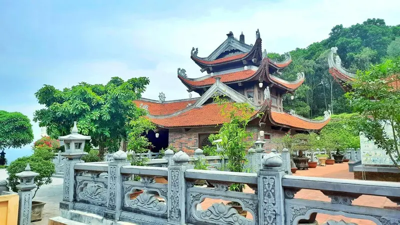 Ch&ugrave;a Linh Th&ocirc;ng Sơn T&acirc;y: Cổ tự linh thi&ecirc;ng nơi ngoại &ocirc; thủ đ&ocirc; 2