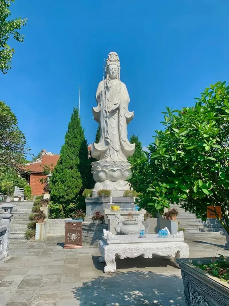 Ch&ugrave;a Linh Th&ocirc;ng Sơn T&acirc;y: Cổ tự linh thi&ecirc;ng nơi ngoại &ocirc; thủ đ&ocirc; 5