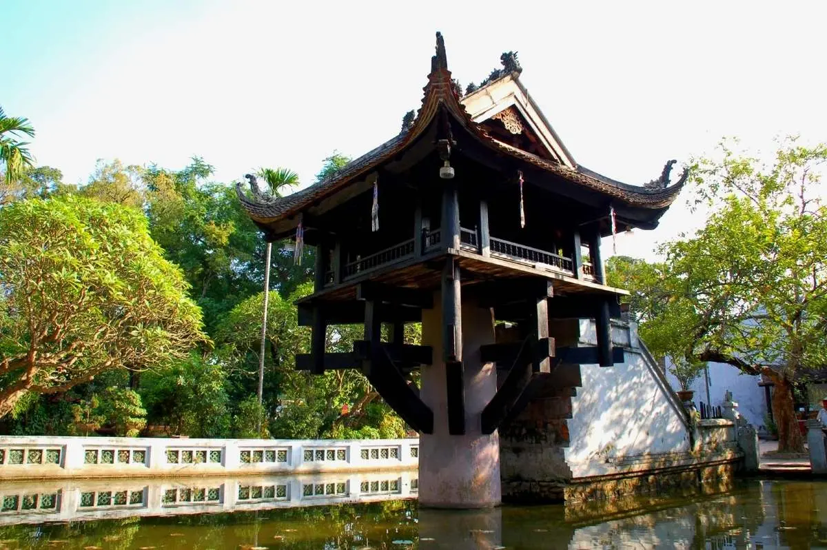 Ch&ugrave;a Một Cột - Ng&ocirc;i ch&ugrave;a c&oacute; kiến tr&uacute;c độc đ&aacute;o nhất Ch&acirc;u &Aacute; 3