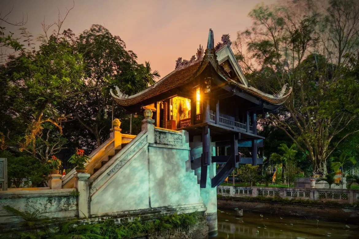Ch&ugrave;a Một Cột - Ng&ocirc;i ch&ugrave;a c&oacute; kiến tr&uacute;c độc đ&aacute;o nhất Ch&acirc;u &Aacute; 8