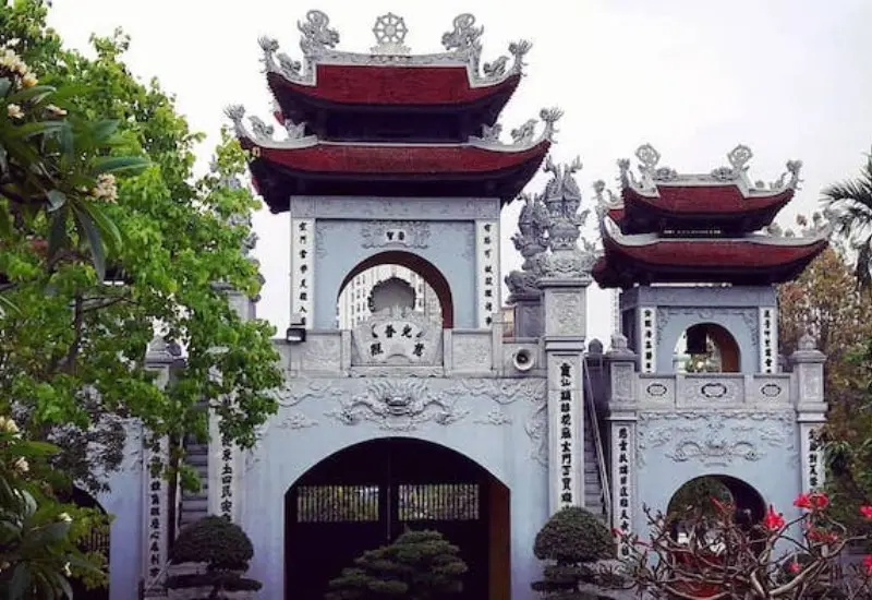 Ch&ugrave;a Tứ Kỳ: chốn thanh tịnh, b&igrave;nh y&ecirc;n giữa l&ograve;ng H&agrave; Nội 5