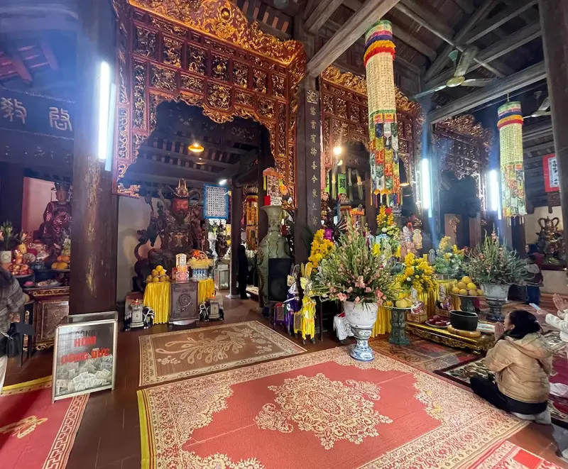 Ch&ugrave;a Vẽ H&agrave; Nội: Tư Kh&aacute;nh Cổ Tự mang dấu ấn lịch sử t&acirc;m linh 7